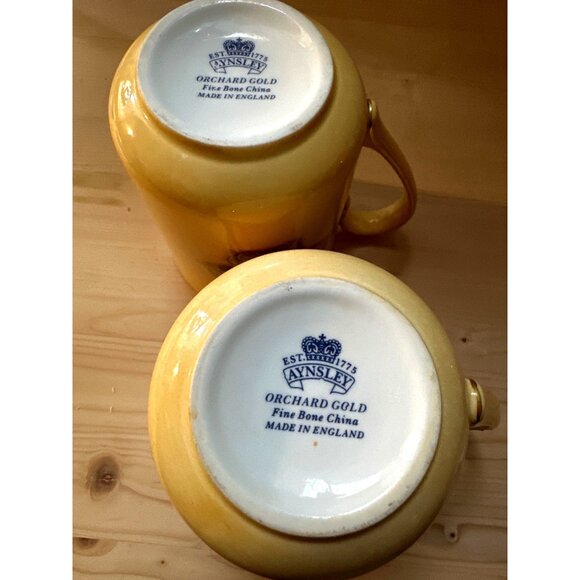 Aynsley Orchard Gold Fine Bone China Coffee Tea Mugs Yellow Fruit Motif Set Of 2 - Picture 3 of 10